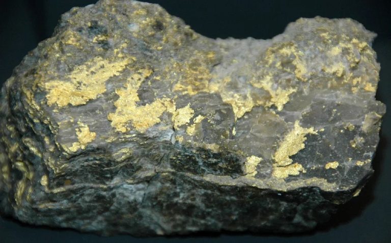 ‘Bonanza’ gold veins in rocks finally explained